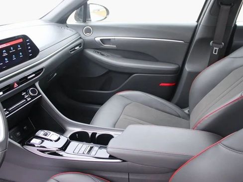 Used 2023 Hyundai Sonata SEL Plus image 14