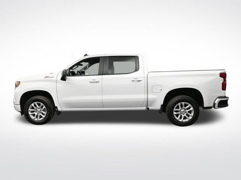 Used 2025 Chevrolet Silverado 1500 RST w/ Convenience Package II AWD/4WD image 2