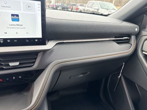 New 2026 Ford Explorer Tremor w/ Tremor Convenience Package image 11