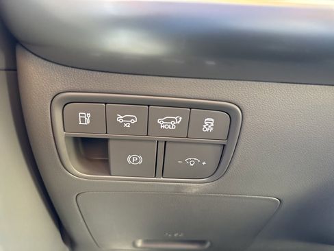 Used 2026 Hyundai Ioniq 9 SEL image 37