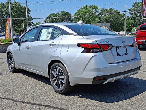 New 2025 Nissan Versa SV w/ Trunk Package image 3