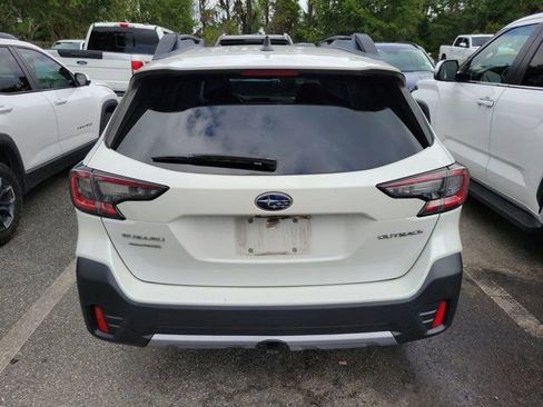 Used 2022 Subaru Outback Limited AWD/4WD image 5