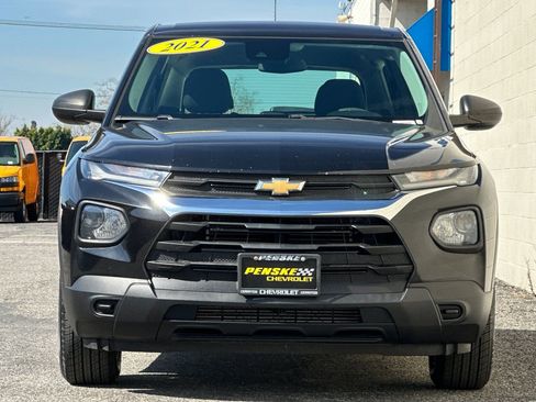 Certified 2021 Chevrolet TrailBlazer LS w/ LPO, Blackout Package image 9