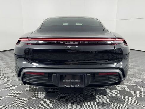 Used 2025 Porsche Taycan image 10