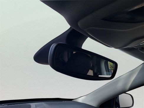 Used 2018 Jeep Compass Latitude image 24