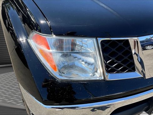 Used 2006 Nissan Frontier SE w/ (P01) Power Pkg RWD image 30