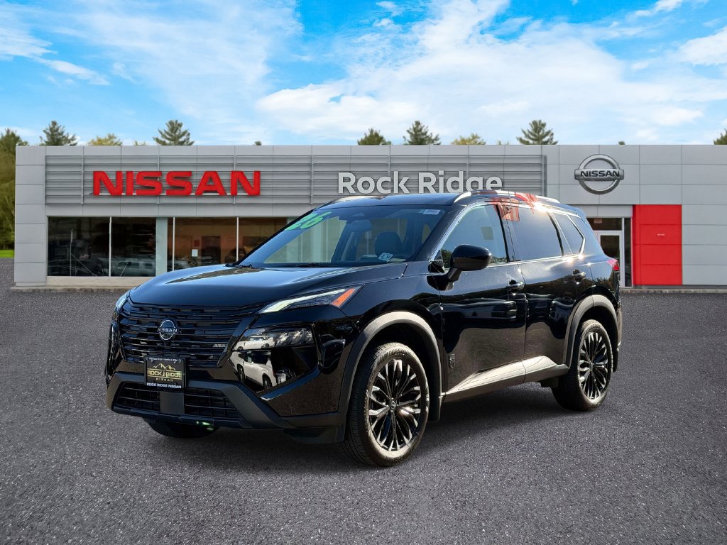 Used 2026 Nissan Rogue Dark Armor AWD/4WD image 2