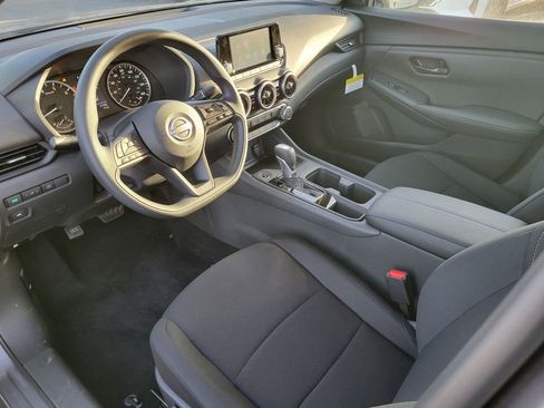 Used 2025 Nissan Sentra S image 14