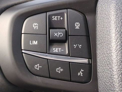 Used 2025 Ford Ranger XLT w/ Technology Package RWD image 23