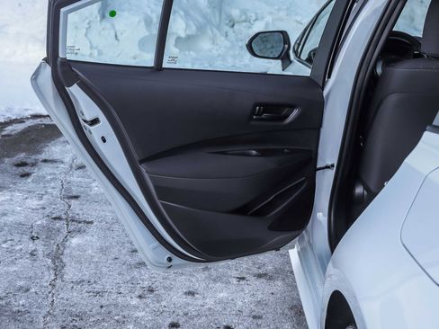 Certified 2025 Toyota Corolla LE image 19