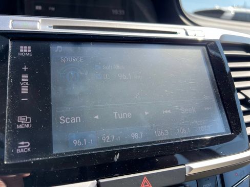 Used 2016 Honda Accord EX image 12