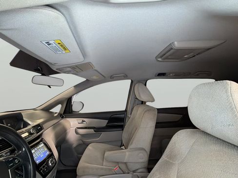 Used 2016 Honda Odyssey SE image 32