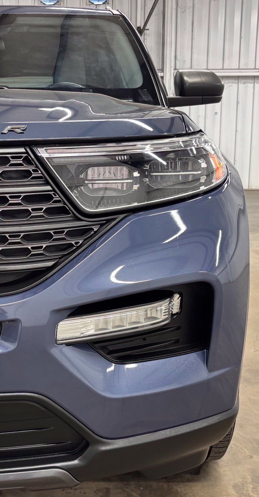 Used 2021 Ford Explorer XLT w/ Equipment Group 202A RWD image 9
