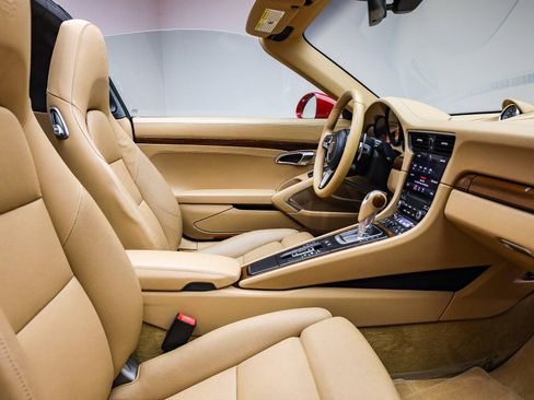 Used 2017 Porsche 911 Targa 4S image 27