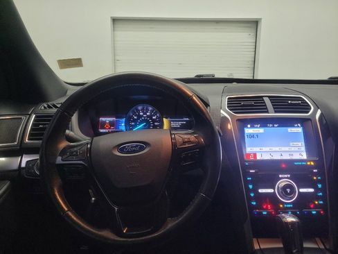 Used 2019 Ford Explorer Sport AWD/4WD image 22