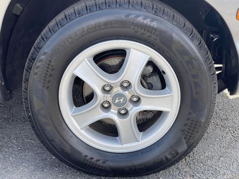 Used 2004 Hyundai Santa Fe 2WD image 29