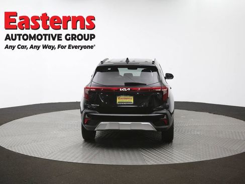 Used 2025 Kia Seltos S FWD image 35