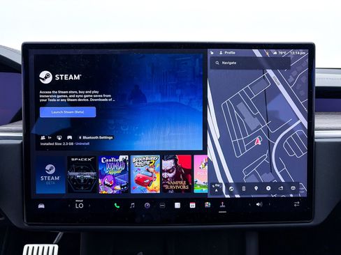 Used 2022 Tesla Model S image 31