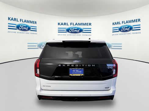 Certified 2025 Ford Expedition Active RWD image 4