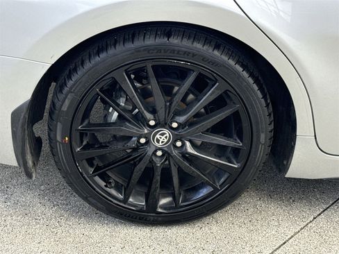 Used 2023 Toyota Camry XSE image 40