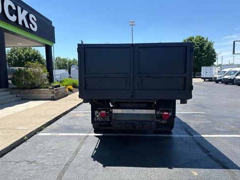 Used 2018 RAM 5500 SLT w/ Quick Order Package 29G SLT AWD/4WD image 7
