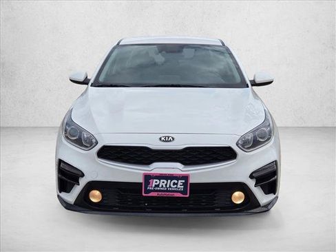 Used 2021 Kia Forte LXS image 2
