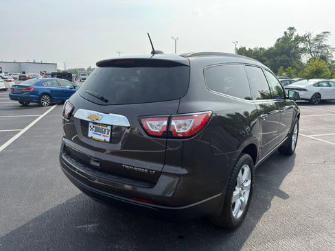 Used 2016 Chevrolet Traverse LT w/ Style and Technology Package AWD/4WD image 7