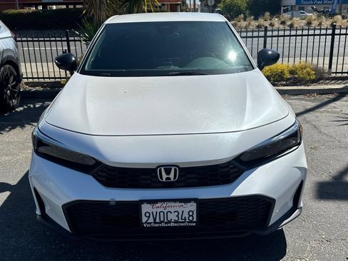 Used 2025 Honda Civic Sport image 3