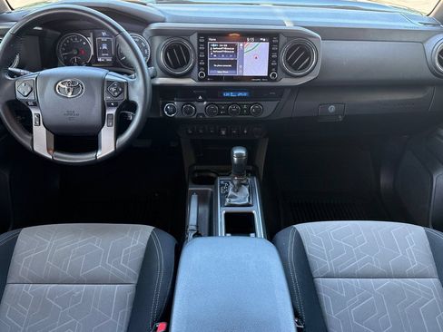 Used 2023 Toyota Tacoma TRD Off-Road w/ Advanced Technology Package AWD/4WD image 20