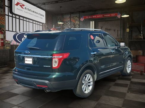 Used 2013 Ford Explorer XLT FWD image 6