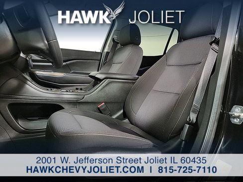 Used 2023 GMC Acadia SLE w/ Driver Convenience Package FWD image 10