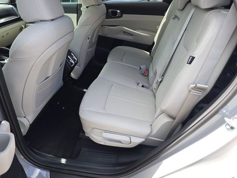 New 2026 Kia Sorento S image 16