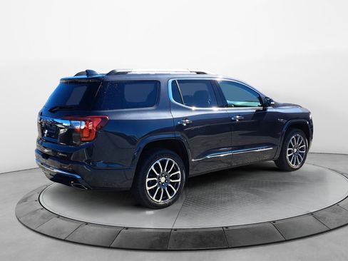 Used 2021 GMC Acadia Denali w/ Denali Ultimate Package AWD/4WD image 6