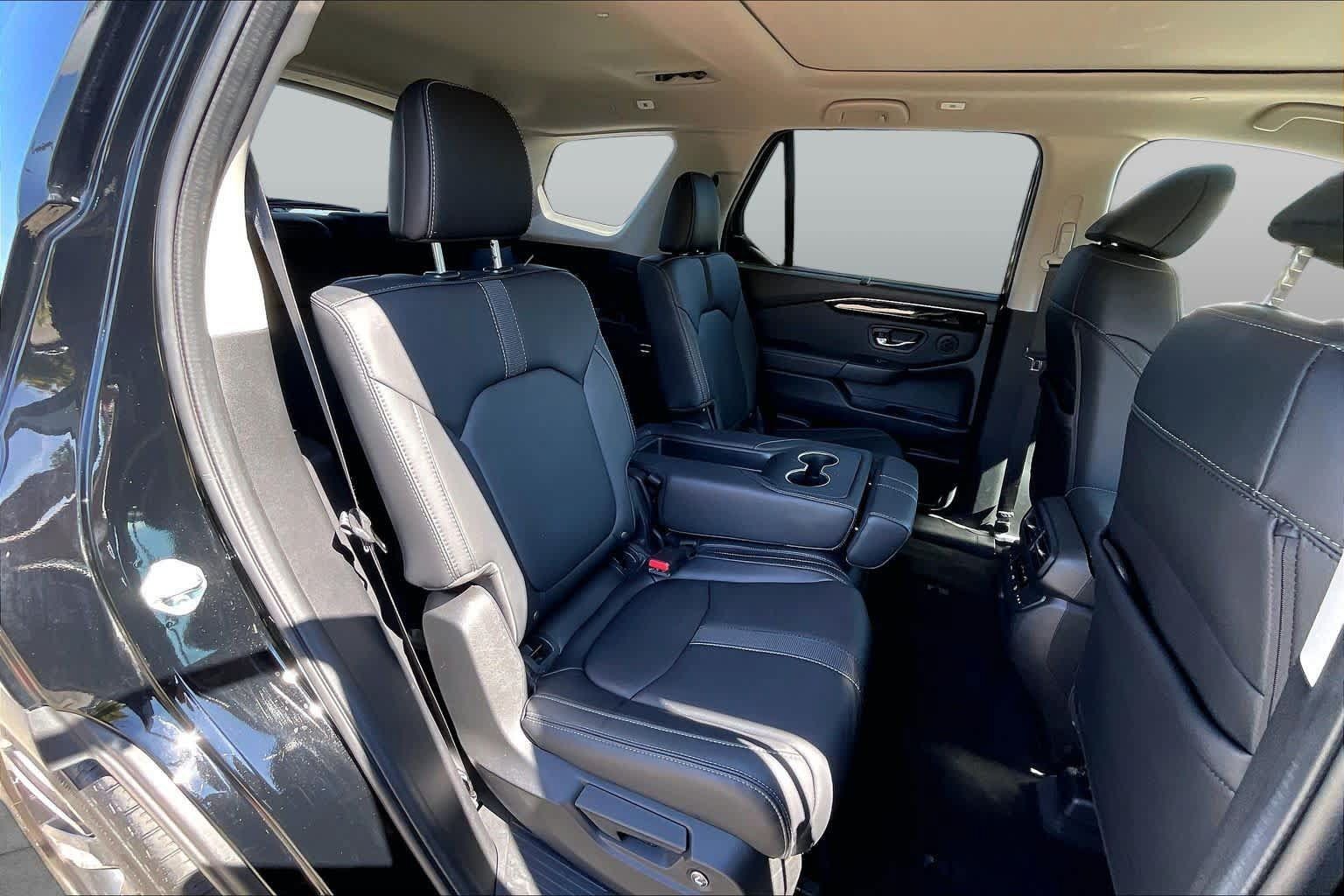 Used 2023 Honda Pilot Touring image 19