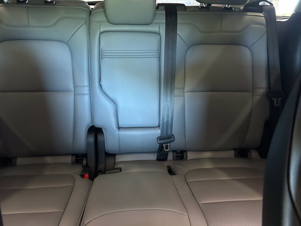 Used 2022 Lincoln Corsair AWD w/ Equipment Group 101A image 23