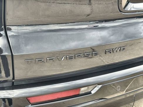 Certified 2026 Chevrolet Traverse RS w/ LPO, Floor Liner Package AWD/4WD image 31
