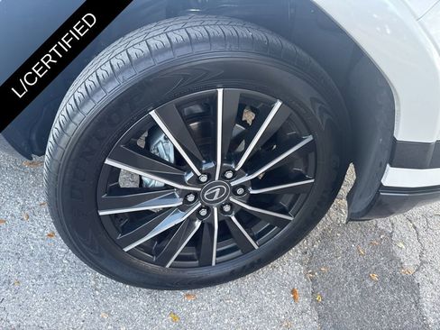 Used 2025 Lexus GX 550 w/ Accessory Package (Z1) image 11