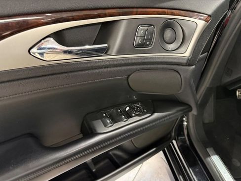 Used 2019 Lincoln MKZ Reserve w/ Reserve Plus Package image 9