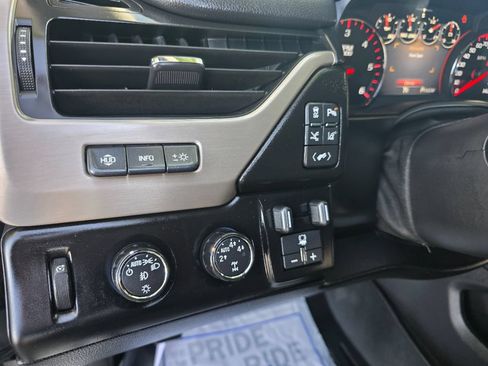 Used 2015 GMC Yukon XL Denali w/ Touring Package AWD/4WD image 2