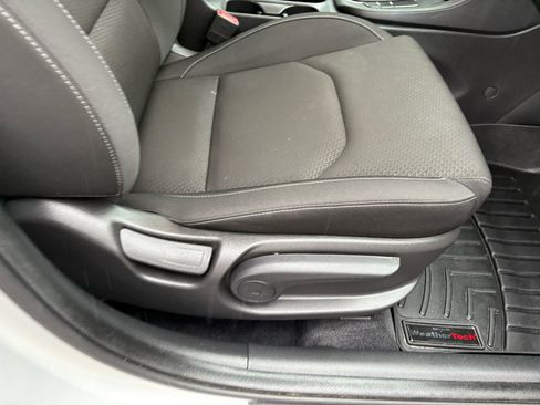 Used 2018 Hyundai Elantra GT image 27