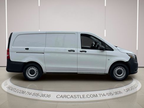 Used 2022 Mercedes-Benz Metris image 5