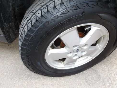 Used 2012 Ford Escape XLT AWD/4WD image 32