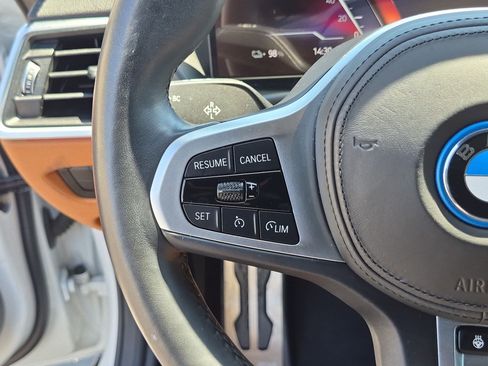Used 2023 BMW i4 eDrive40 w/ M Sport Package RWD image 19