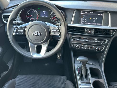 Used 2020 Kia Optima LX FWD image 14