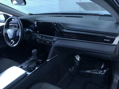 Certified 2025 Toyota Camry LE image 24