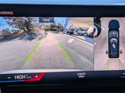 Used 2023 BMW X7 xDrive40i w/ Executive Package image 27