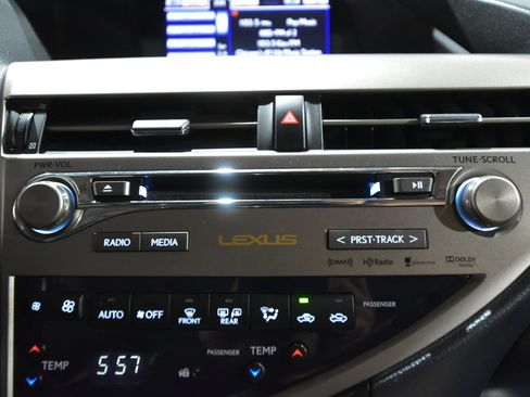 Used 2013 Lexus RX 450h AWD image 29