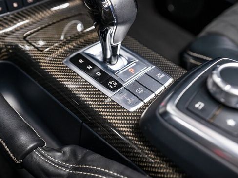 Used 2017 Mercedes-Benz G 550 Squared image 11