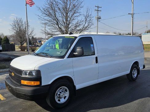 Used 2020 Chevrolet Express 3500 Extended w/ Driver Convenience Package image 1