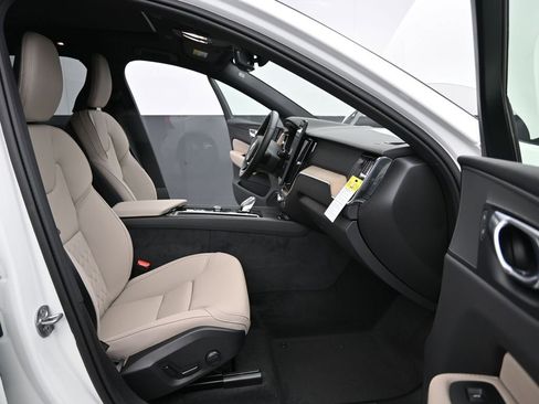 New 2026 Volvo XC60 B5 Plus w/ Protection Package Premier AWD/4WD image 14